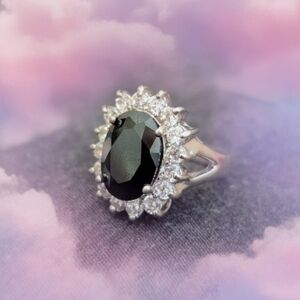 Elegant Silver and Black Gemstone Ring